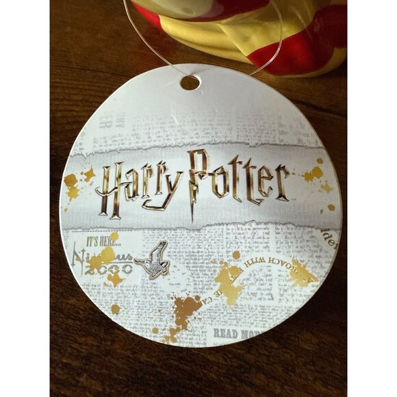 Harry Potter Hermione Granger Shaped Ceramic Mug With Gryffindor Scarf Design - Picture 7 of 13